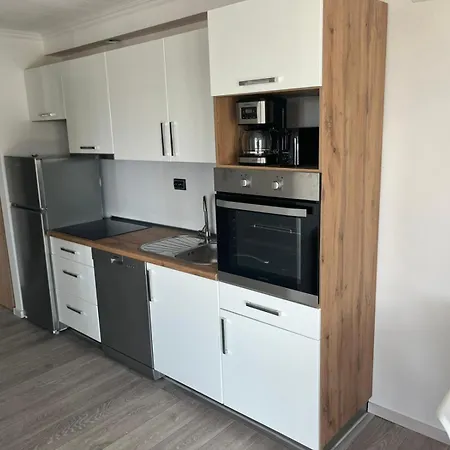 Apartment Ante